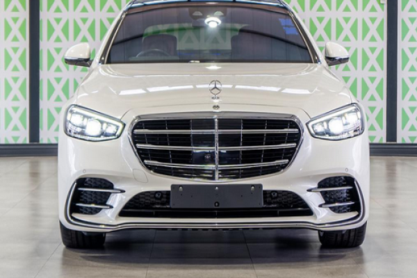 Mercedes-Benz S500L  4 Matic